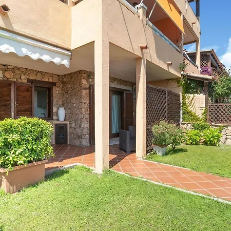 In Porto Rotondo Near Beaches Apartamento